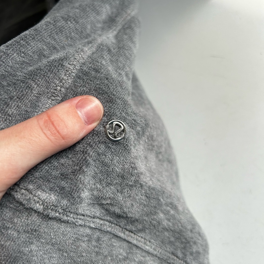 Lululemon velvet grey sweatshirt